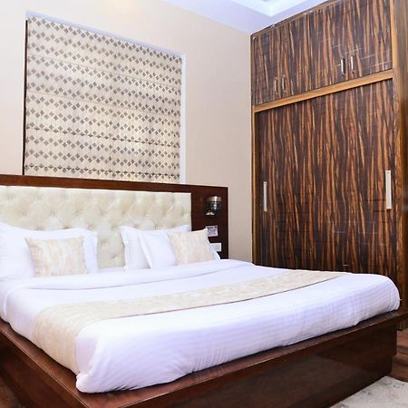Signature Villa Sonipat Ngoại thất bức ảnh