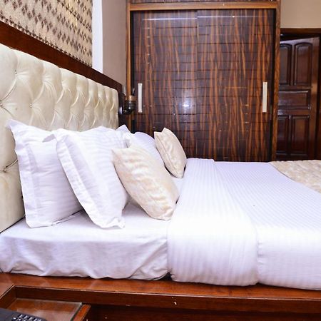 Signature Villa Sonipat Ngoại thất bức ảnh