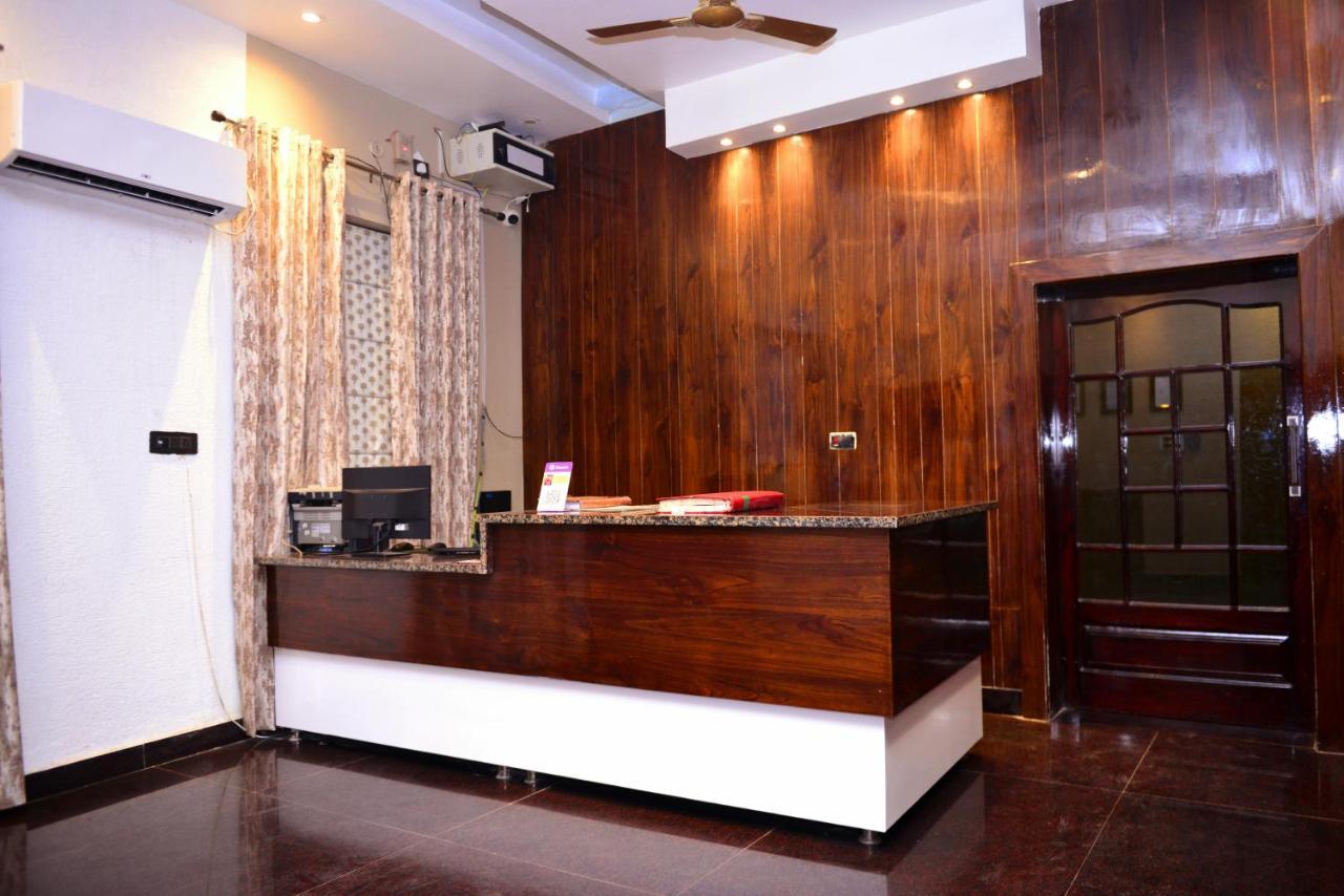 Signature Villa Sonipat Ngoại thất bức ảnh