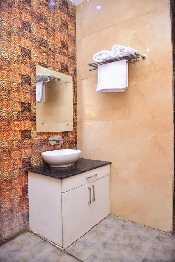Signature Villa Sonipat Ngoại thất bức ảnh